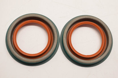 CR 18692 Oil Seals Qty 2 NOS