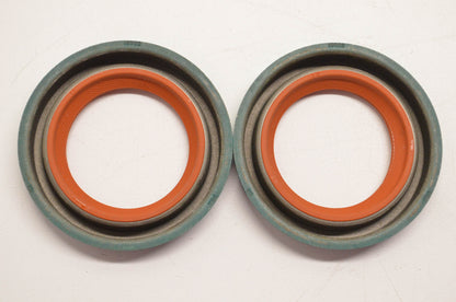 CR 18692 Oil Seals Qty 2 NOS