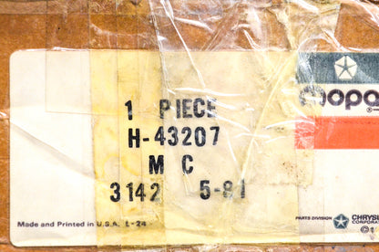 Mopar H-43207, H-43207 Master Cylinder Assembly NOS