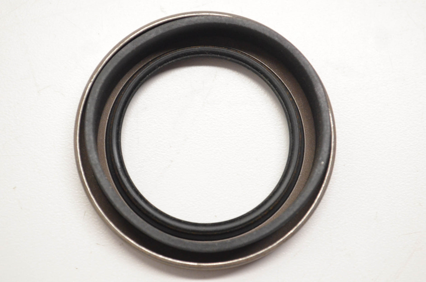 CR 18690, 18689 Oil Seal NOS