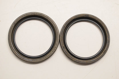 CR 19763 Oil Seals Qty 2 NOS