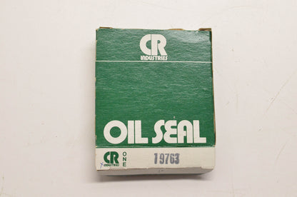 CR 19763 Oil Seals Qty 2 NOS