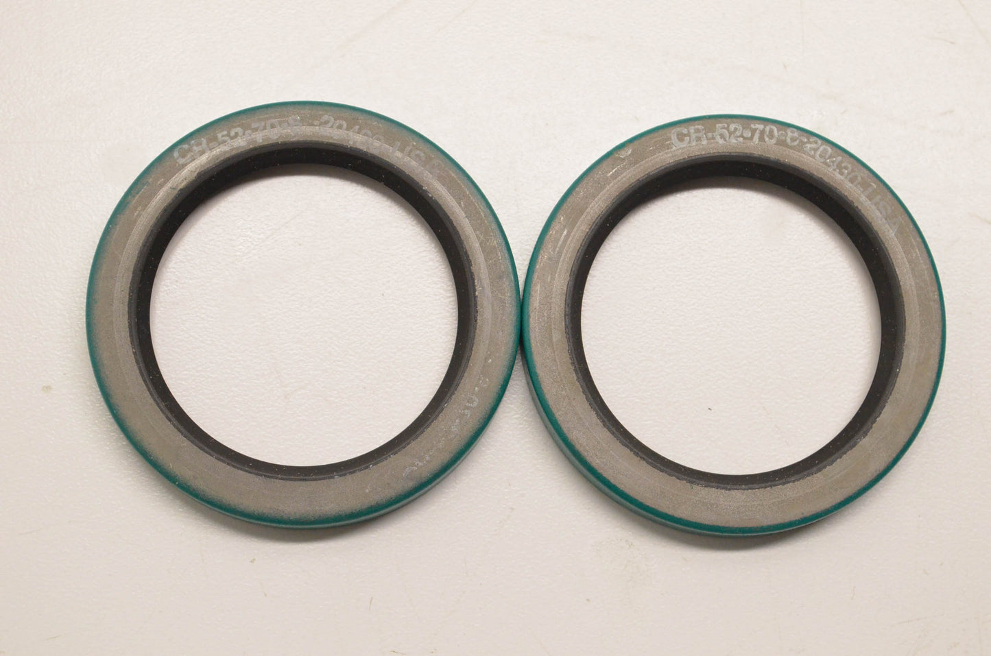 CR 20430 Oil Seals Qty 2 NOS