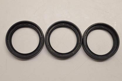 CR 20428 Oil Seals Qty 3 NOS