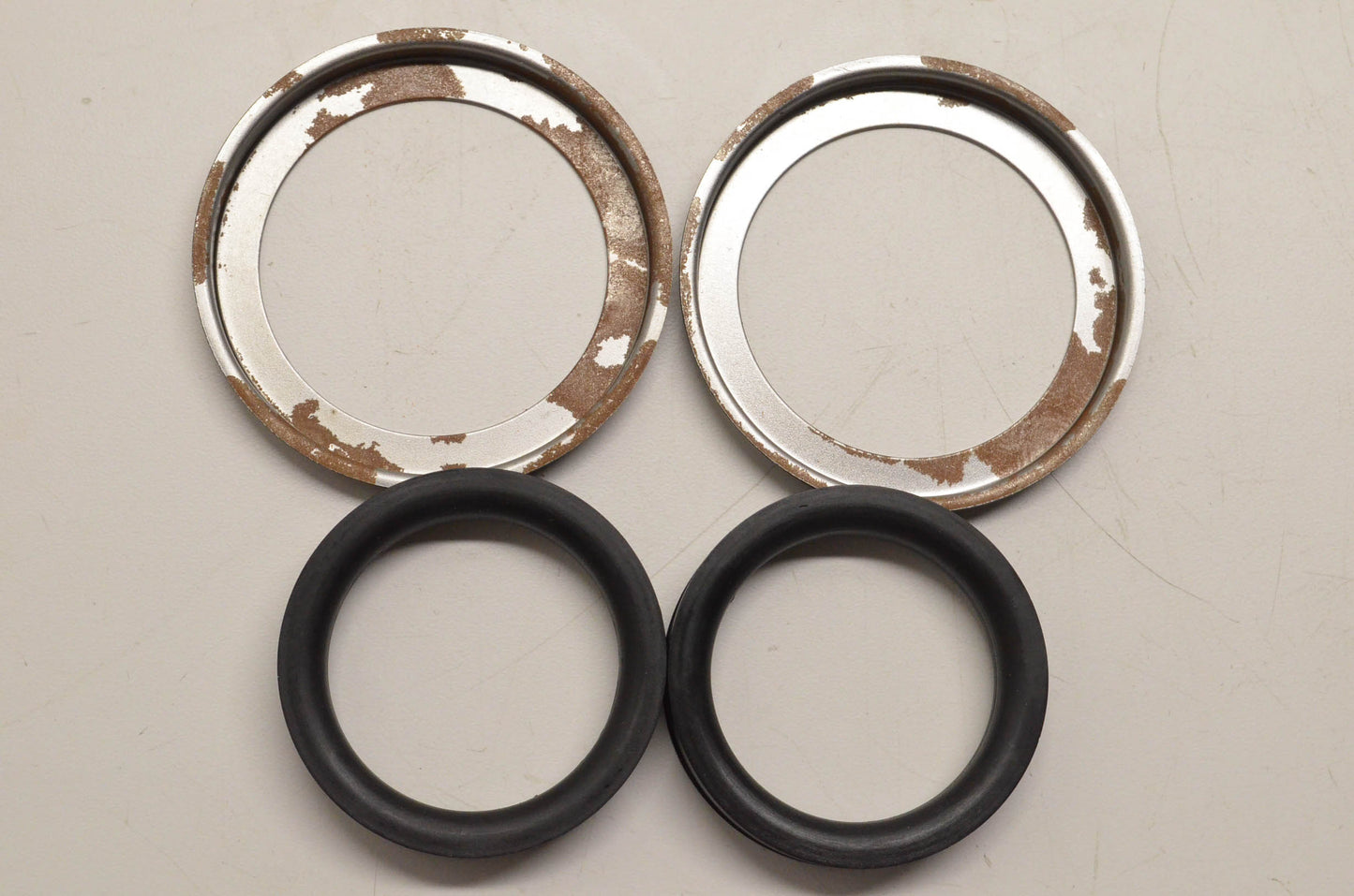 CR 21294 Oil Seal Qty 2 NOS