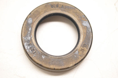 CR 12124 Oil Seal NOS