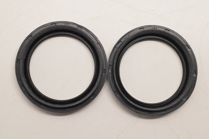 CR 22454 Oil Seals Qty 2 NOS