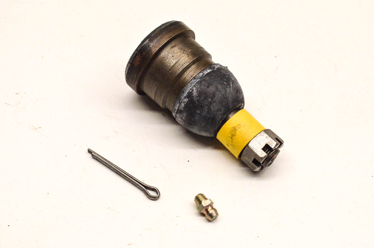 McQuay-Norris FA984 Front Lower Ball Joint Kit NOS