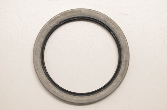CR 24110 Oil Seal NOS