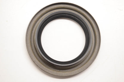 CR 25140 Oil Seal NOS