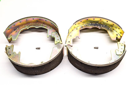New OEM Ford E7TZ-2200-DX, PAF583R-P Brake Shoe Kit NOS