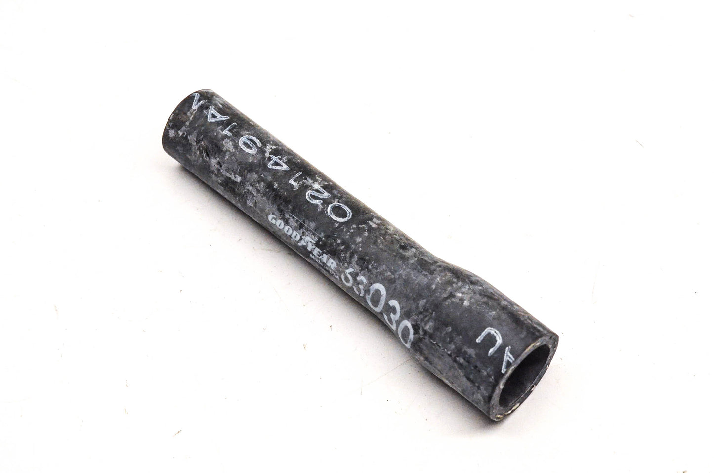 Goodyear 63030 Coolant Hose 5/8 x 7/8 x 4 NOS