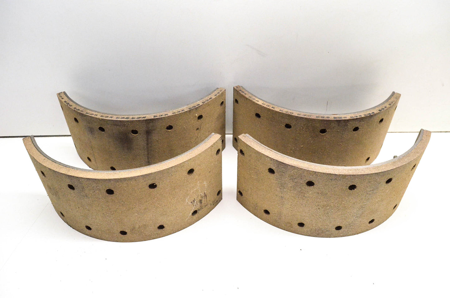 Wagner PAB381R Relined Brake Shoe Kit NOS