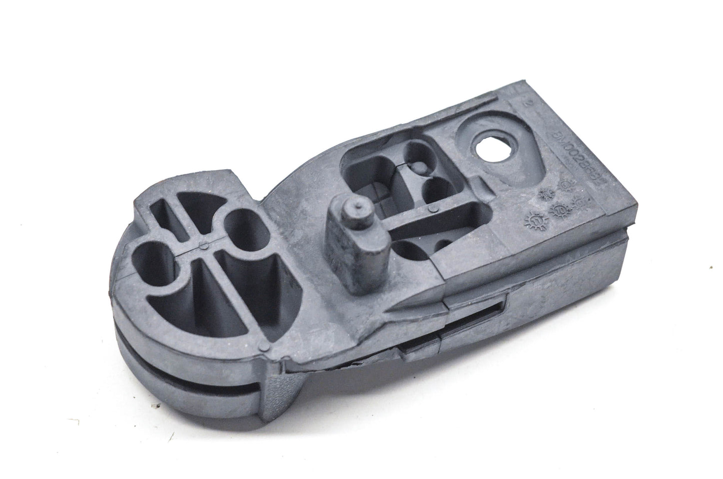 Aftermarket 8M0028682 Lower Cowl Cable Grommet NOS