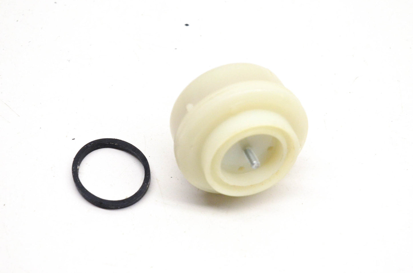 LeMans Pro Series 703, 07-703 Fuel Filter NOS