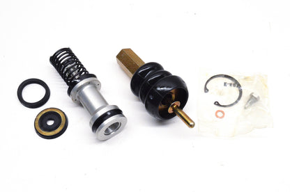 EIS 68-792, F-71531 Brake Master Cylinder Repair Kit NOS