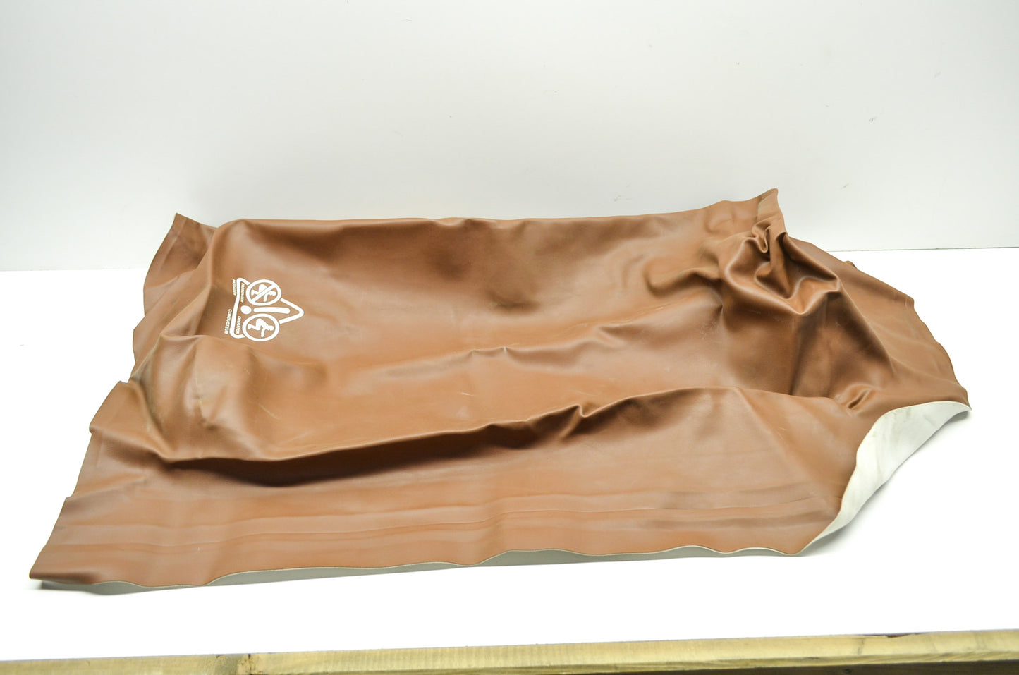 Seat Cover Brown 325 400 NOS