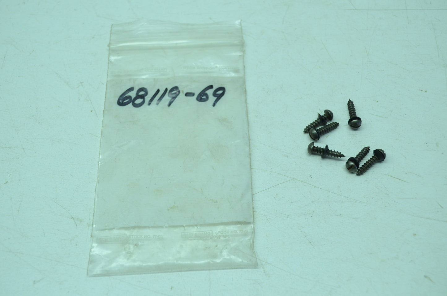 OEM Harley-Davidson 68119-69 Screw Qty 6 NOS