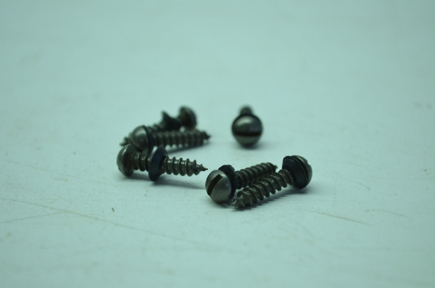 OEM Harley-Davidson 68119-69 Screw Qty 6 NOS