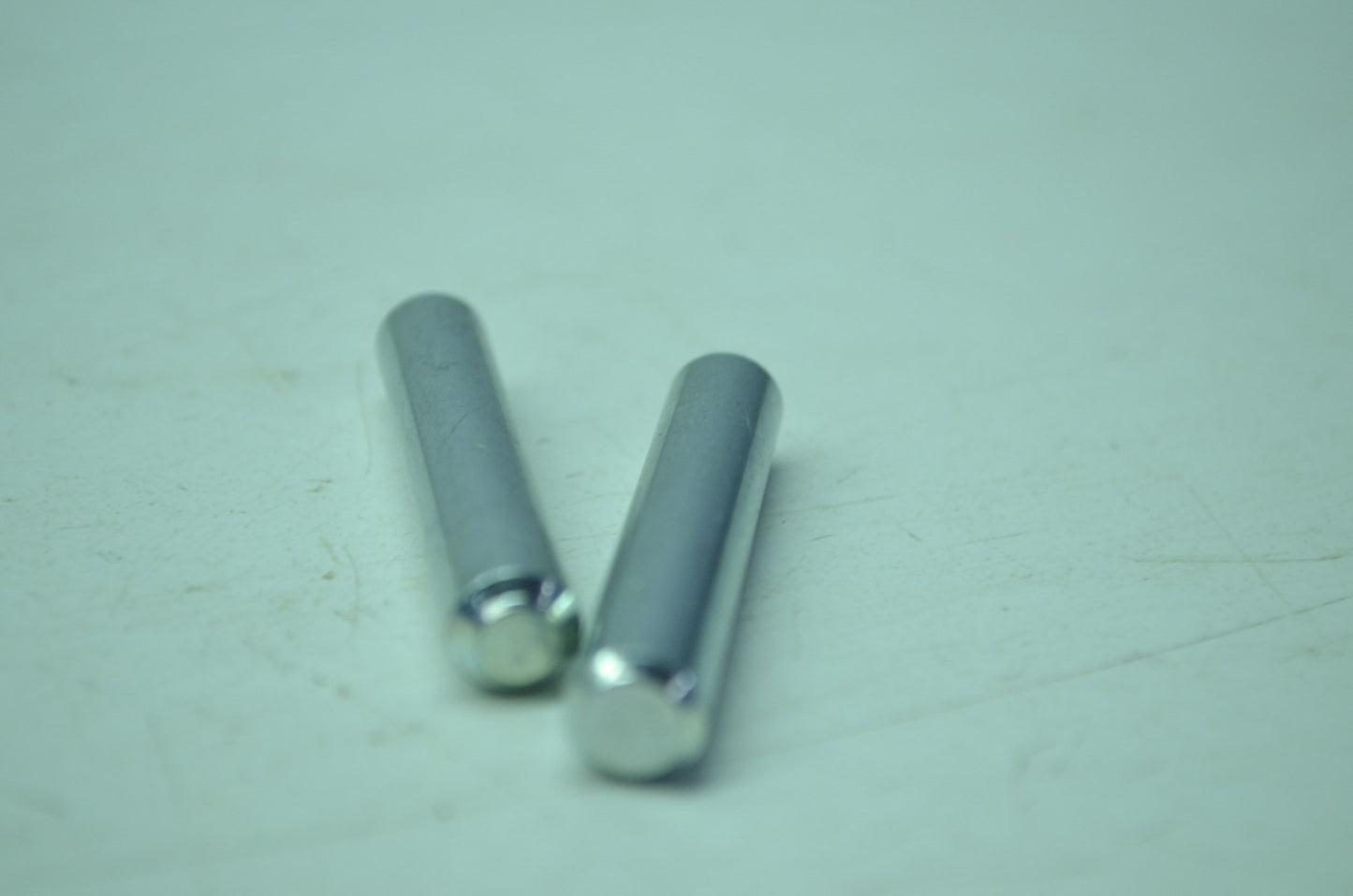 Passenger Footboard Pivot Pin Qty 2 NOS