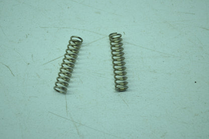 OEM Harley-Davidson 50932-86 Spring Qty 2 NOS