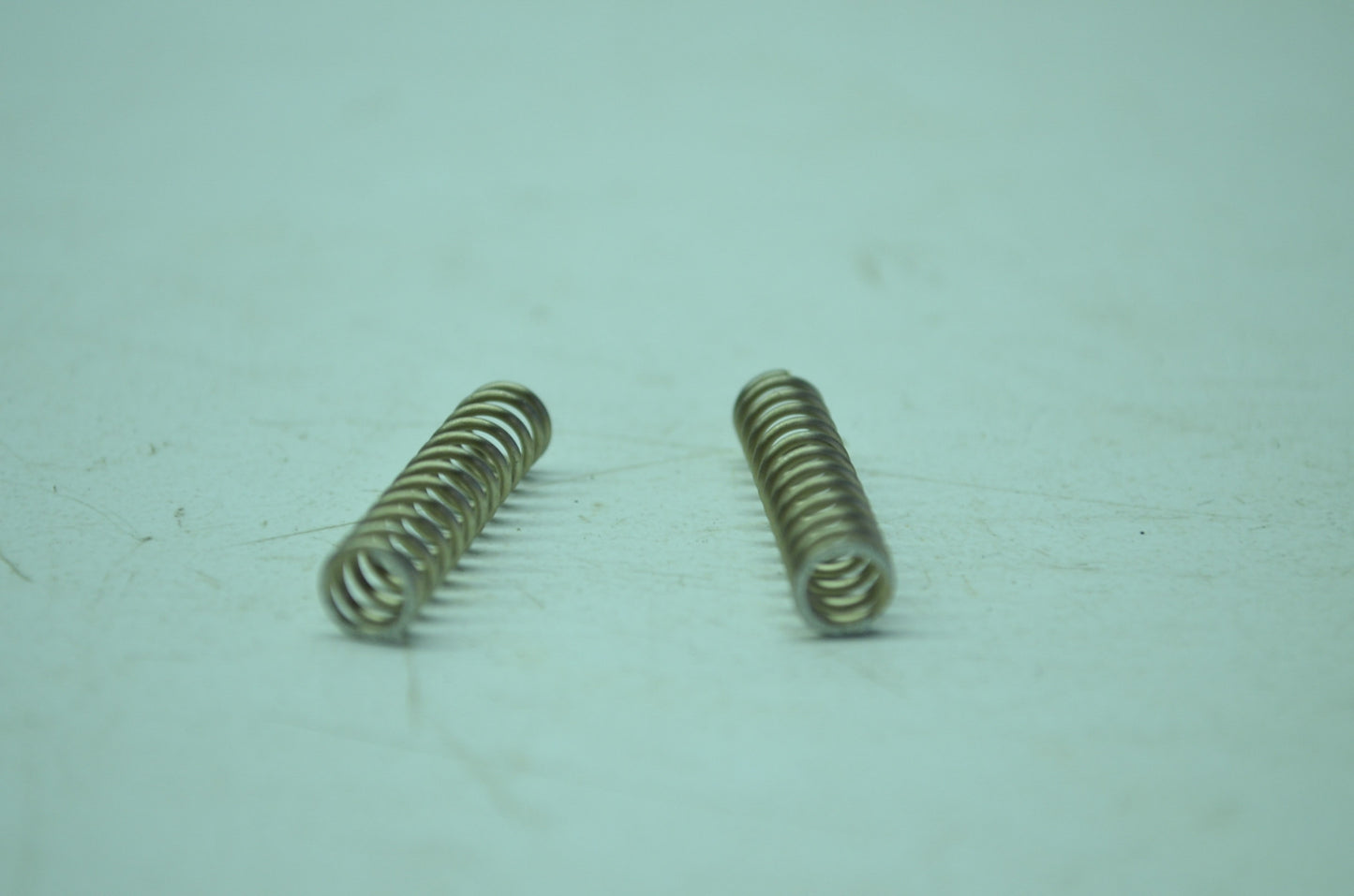 OEM Harley-Davidson 50932-86 Spring Qty 2 NOS