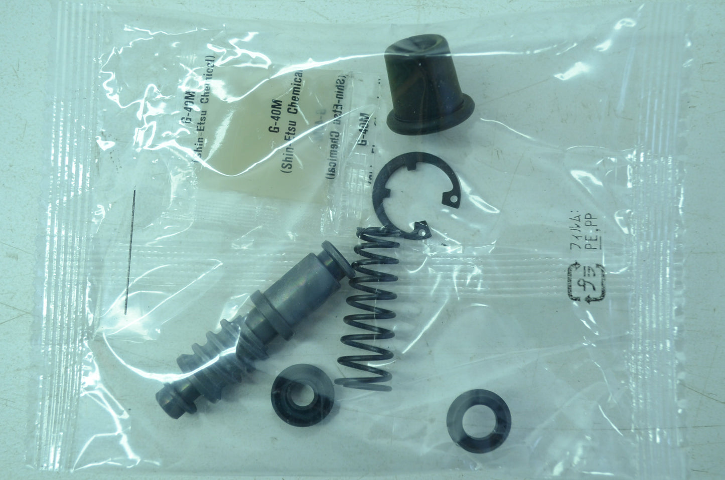 NEW OEM Harley Davidson Front Master Cylinder Rebuild Kit 42803-04 NOS