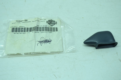 OEM Harley-Davidson 74407-86 Oil Pressure Sending Unit Boot NOS