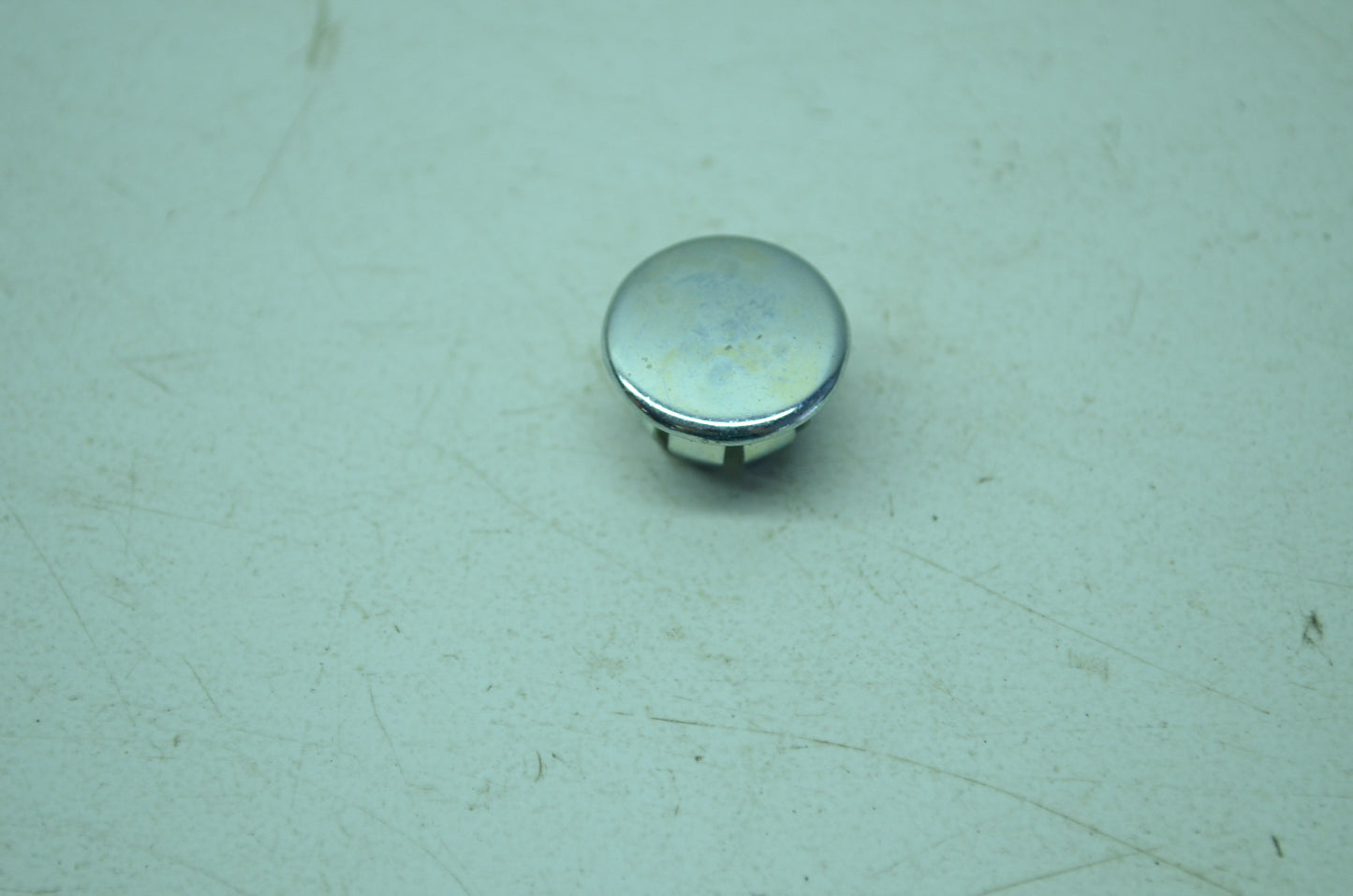 OEM Harley-Davidson 67860-76 Button Plug NOS