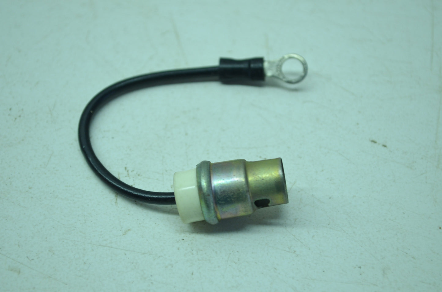 OEM Harley-Davidson 67327-78 Speedometer Socket NOS