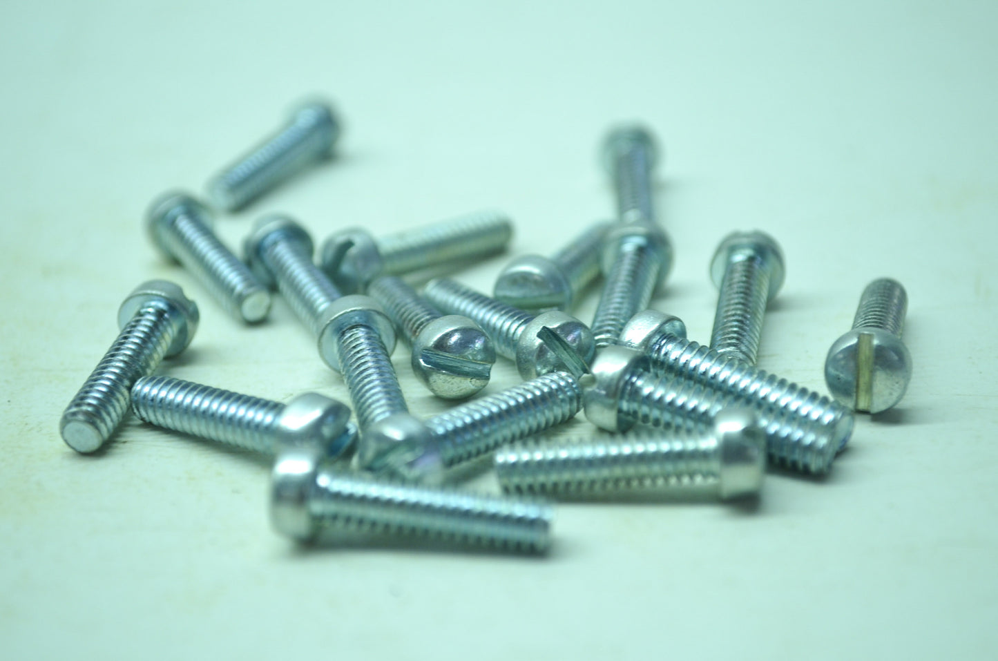 Harley-Davidson Screws Qty 19 NOS