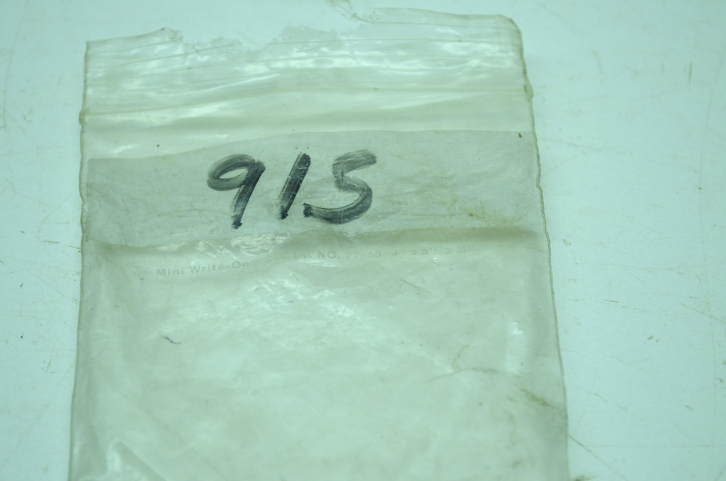 OEM Harley-Davidson 915 Screw Qty 17 NOS