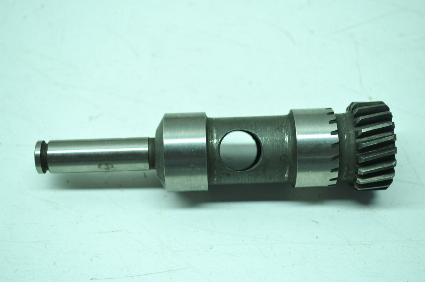 OEM Harley-Davidson 26331-74R Oil Pump Gear Shaft NOS