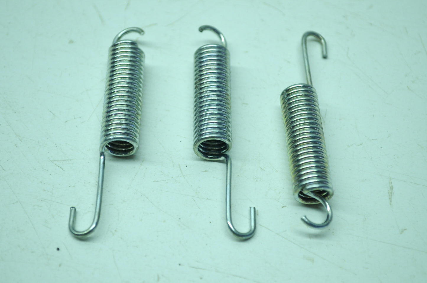 OEM Harley-Davidson 53404-79 Spring Qty 3 NOS