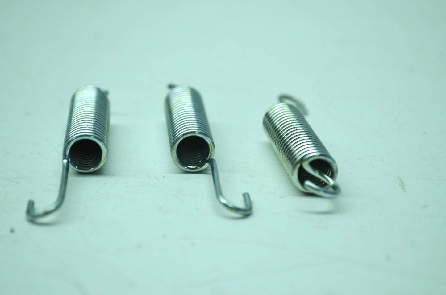 OEM Harley-Davidson 53404-79 Spring Qty 3 NOS