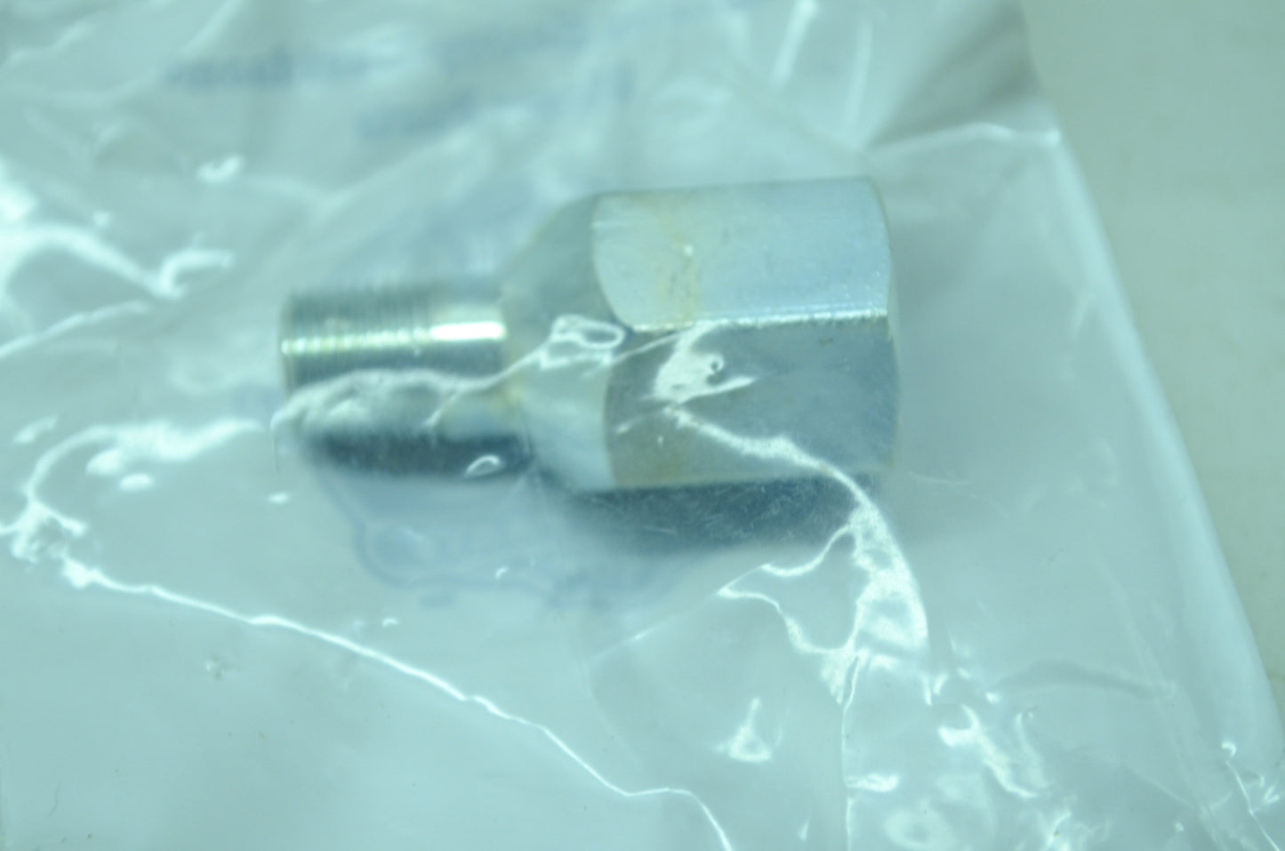 OEM Harley-Davidson 26052-86 Oil Pressure Switch Fitting NOS