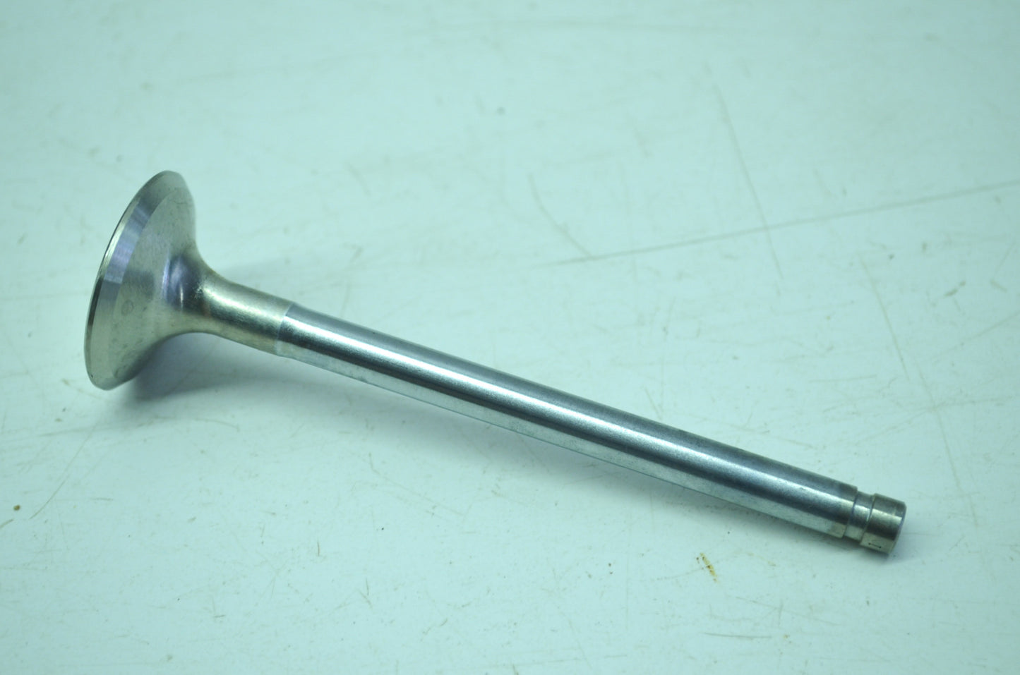 NEW OEM Harley-Davidson Exhaust Valve 18039-93 NOS