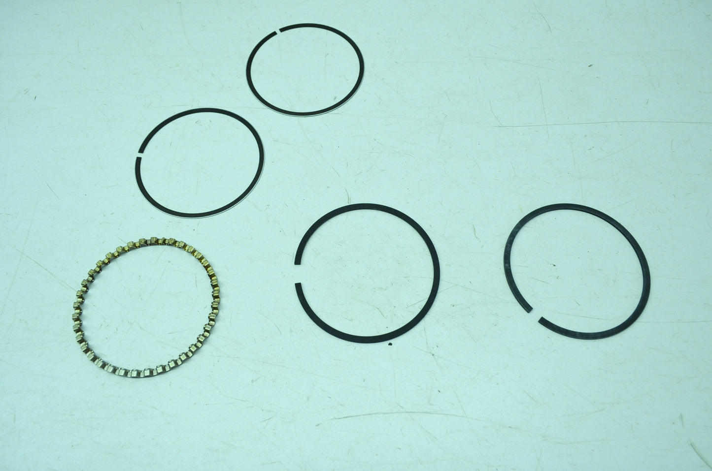 OEM Harley-Davidson 22362-73A Ring Set 06 O.S NOS