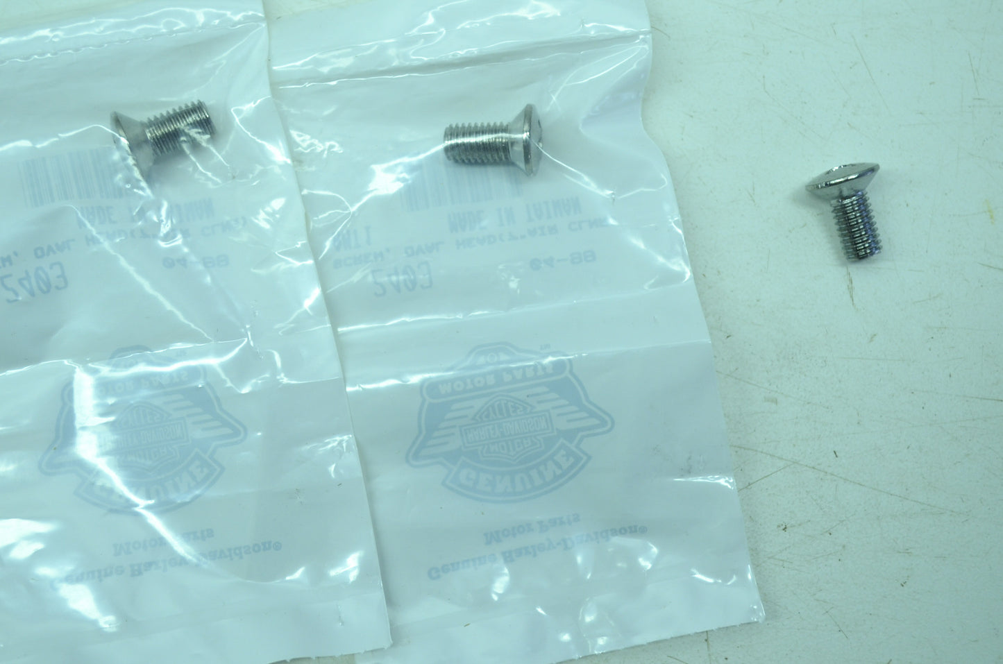 OEM Harley-Davidson 2403 Air Cleaner Oval Head Screw 7" Qty 3 NOS