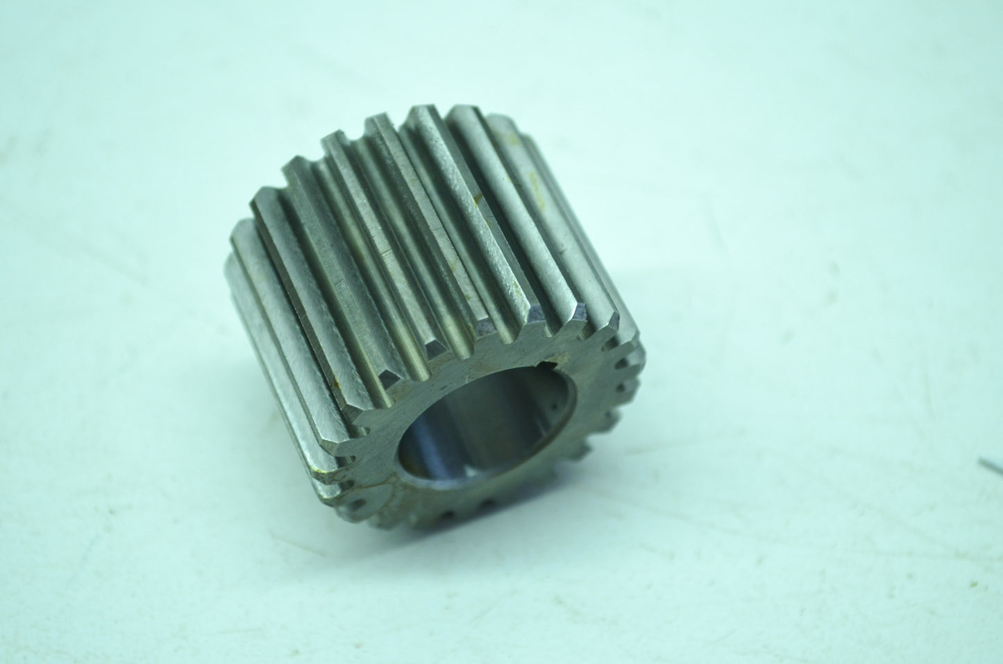 OEM Harley-Davidson 24010-54 Flywheel Shaft Pinion Gear NOS