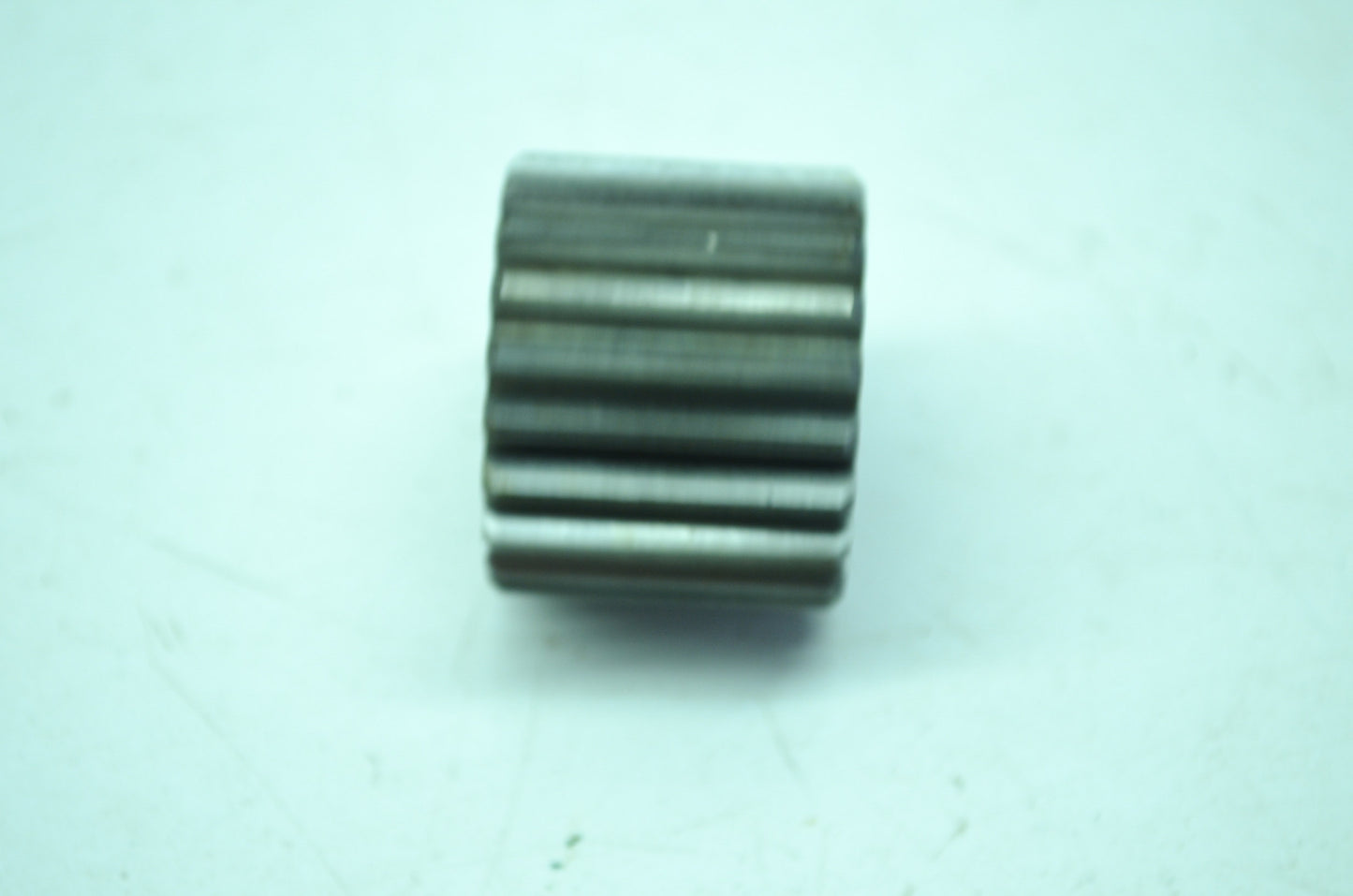 OEM Harley-Davidson 24010-54 Flywheel Shaft Pinion Gear NOS