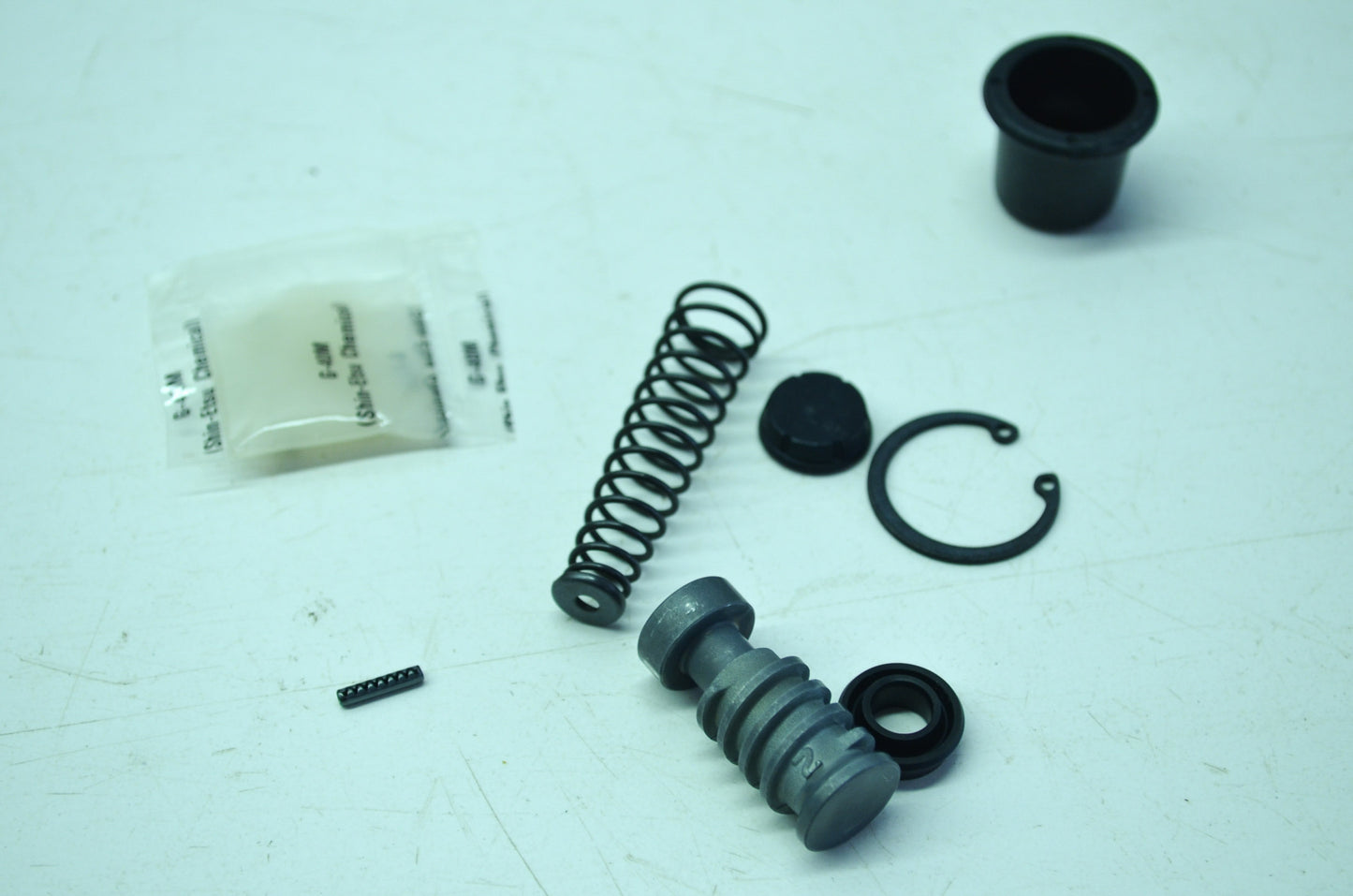 NEW OEM Harley-Davidson Master Cylinder Rebuild Kit 42810-04 NOS