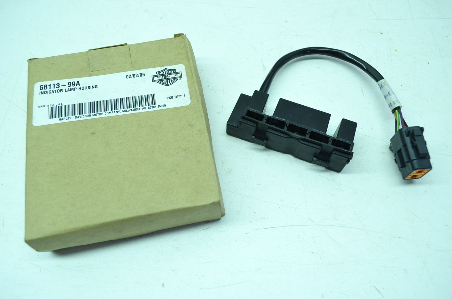 OEM Harley-Davidson 68113-99A LED Indicator Lamp Assembly NOS