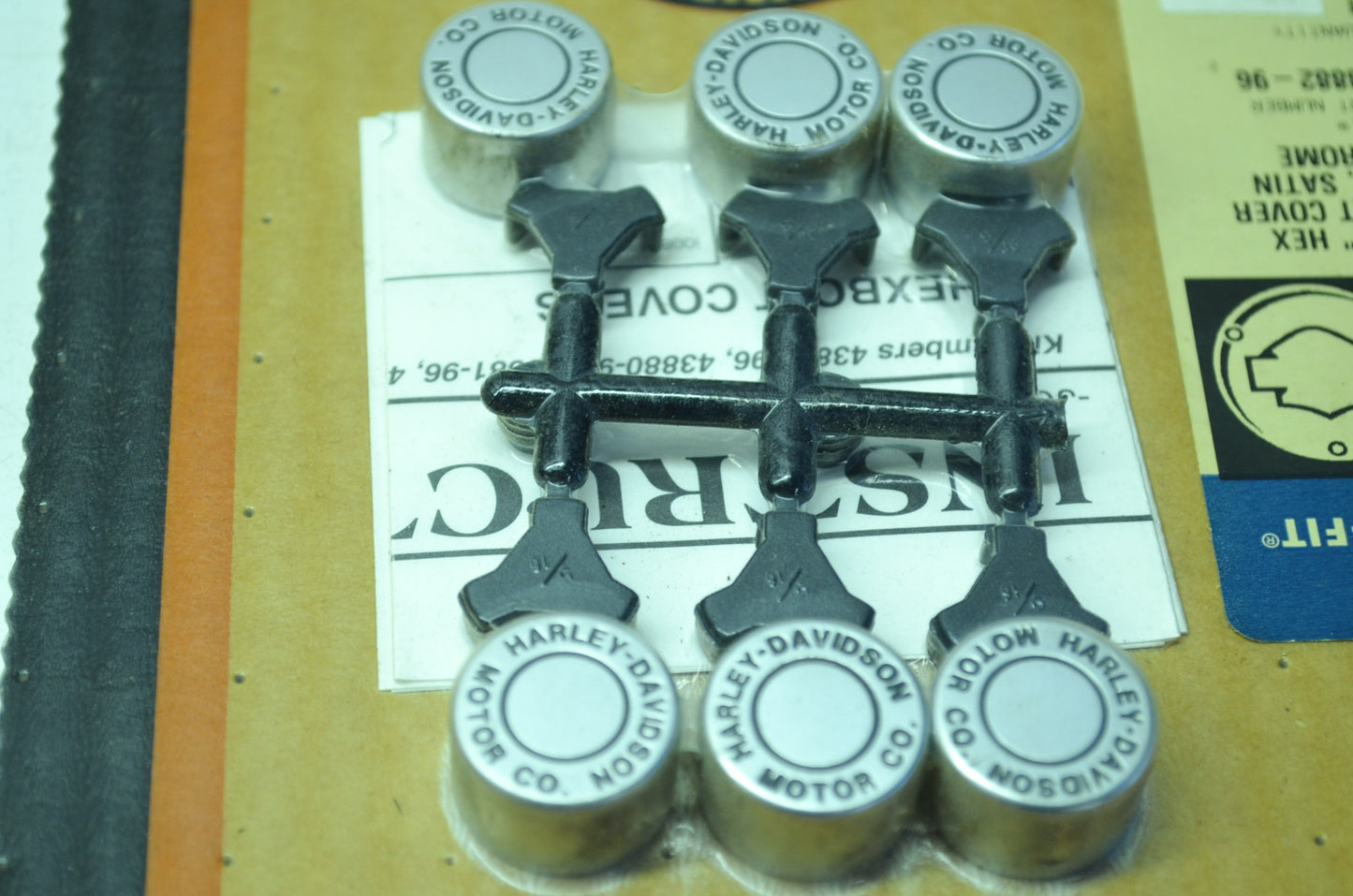 NEW OEM Harley-Davidson 9/16' Bolt Cover Kit 43882-96 NOS