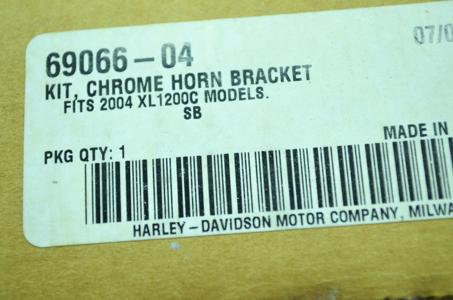 NEW OEM Harley-Davidson Horn Bracket 69066-04 NOS