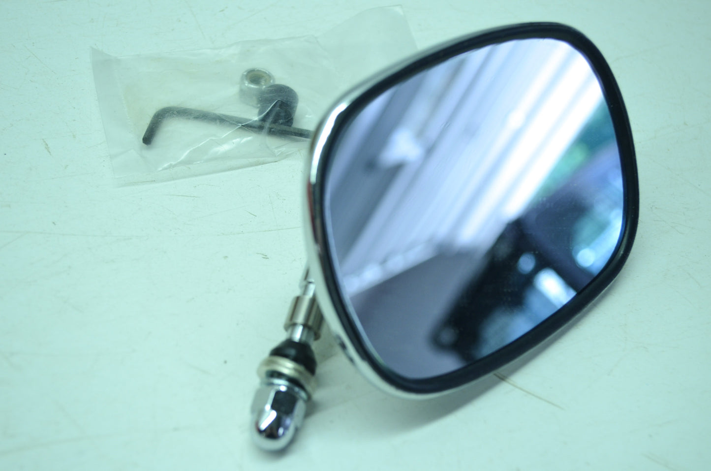 OEM Harley-Davidson 91869-83T Short Stem Mirror NOS