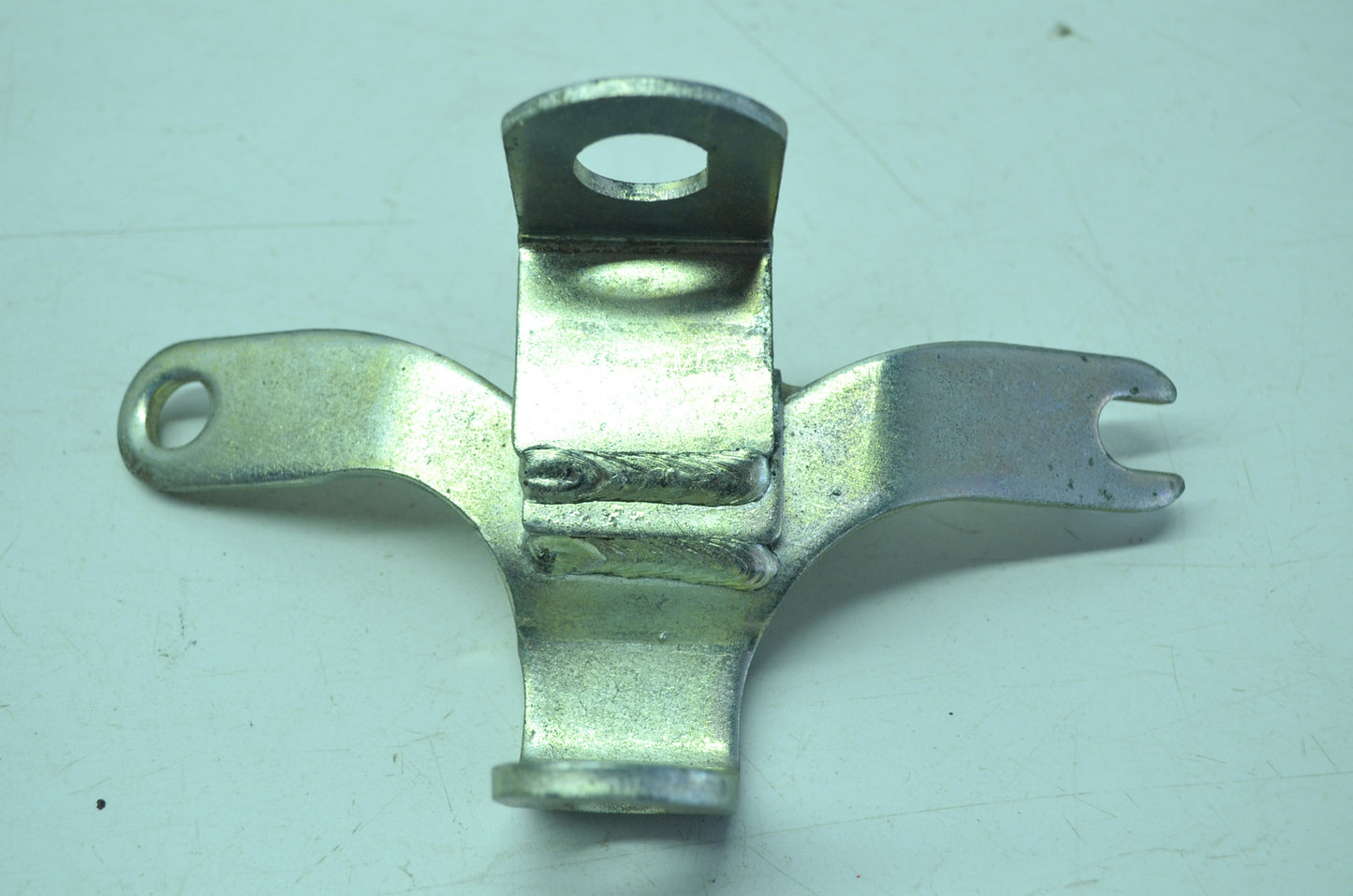 OEM Harley-Davidson 69029-81 Horn & Choke Bracket NOS