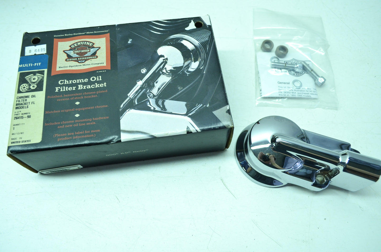 NEW OEM Harley-Davidson Oil Filter Bracket Kit 26415-98 NOS
