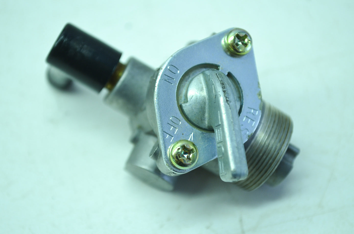 OEM Harley-Davidson 62169-86 Fuel Valve Body NOS