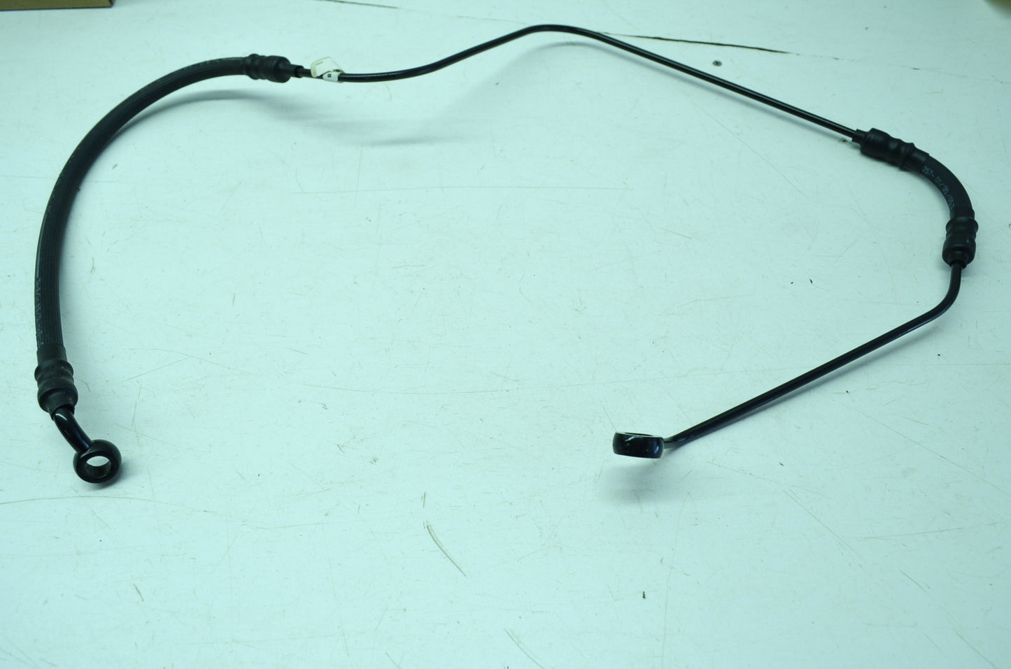OEM Harley-Davidson 42305-00 Front Brake Line NOS